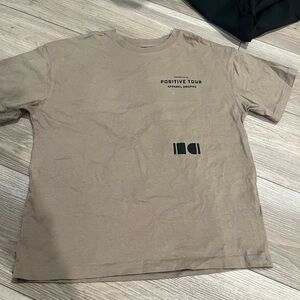 Zara Beige Graphic Tee - Short Sleeve